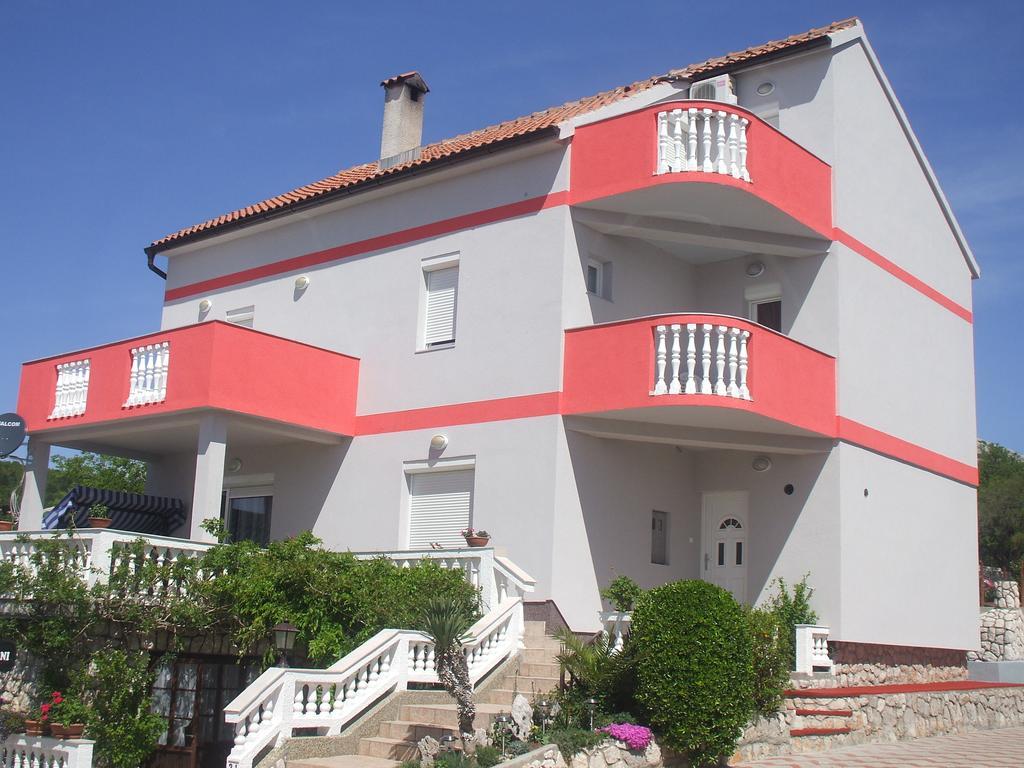 Apartments Malnar Novi Vinodolski Exterior photo