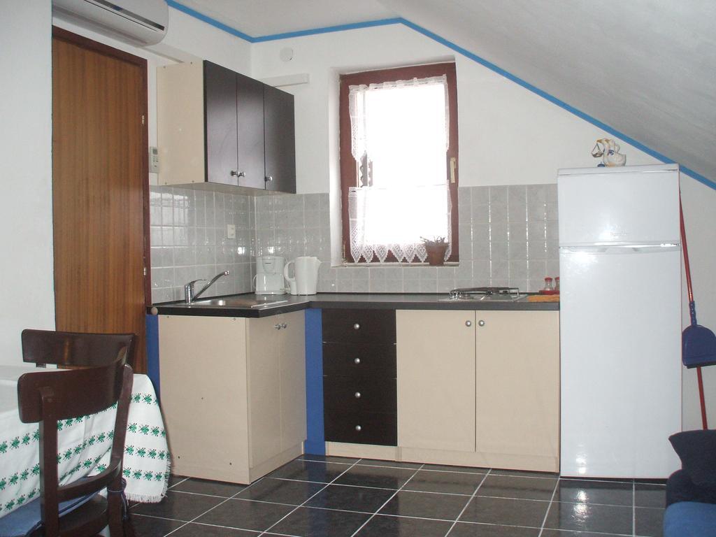 Apartments Malnar Novi Vinodolski Exterior photo